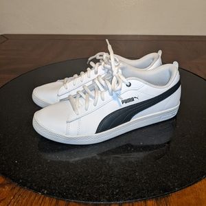 Puma Shoes Women's size 8.